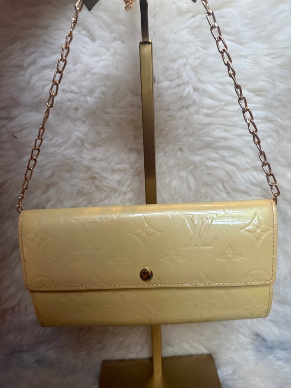 Louis Vuitton Vernis Patent Leather Pale Yellow Wallet - Picture 5 of 5